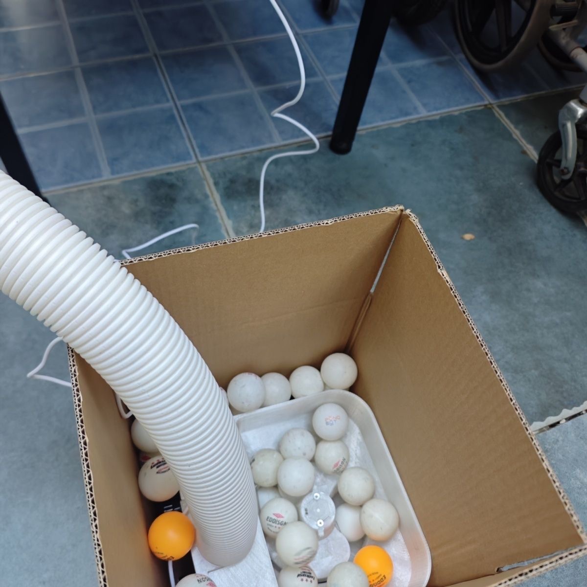 Machine de chargement automati - Table Tennis Machine avis et prix